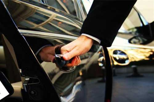 成都租車公司從事“專車”營運(yùn)是否有利可圖？